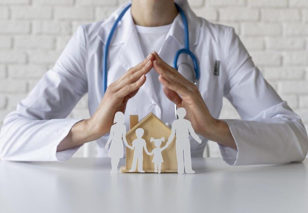 Evde Doktor Hizmeti ile Yaşlılarda İlaç Takibi Nasıl Yapılır?